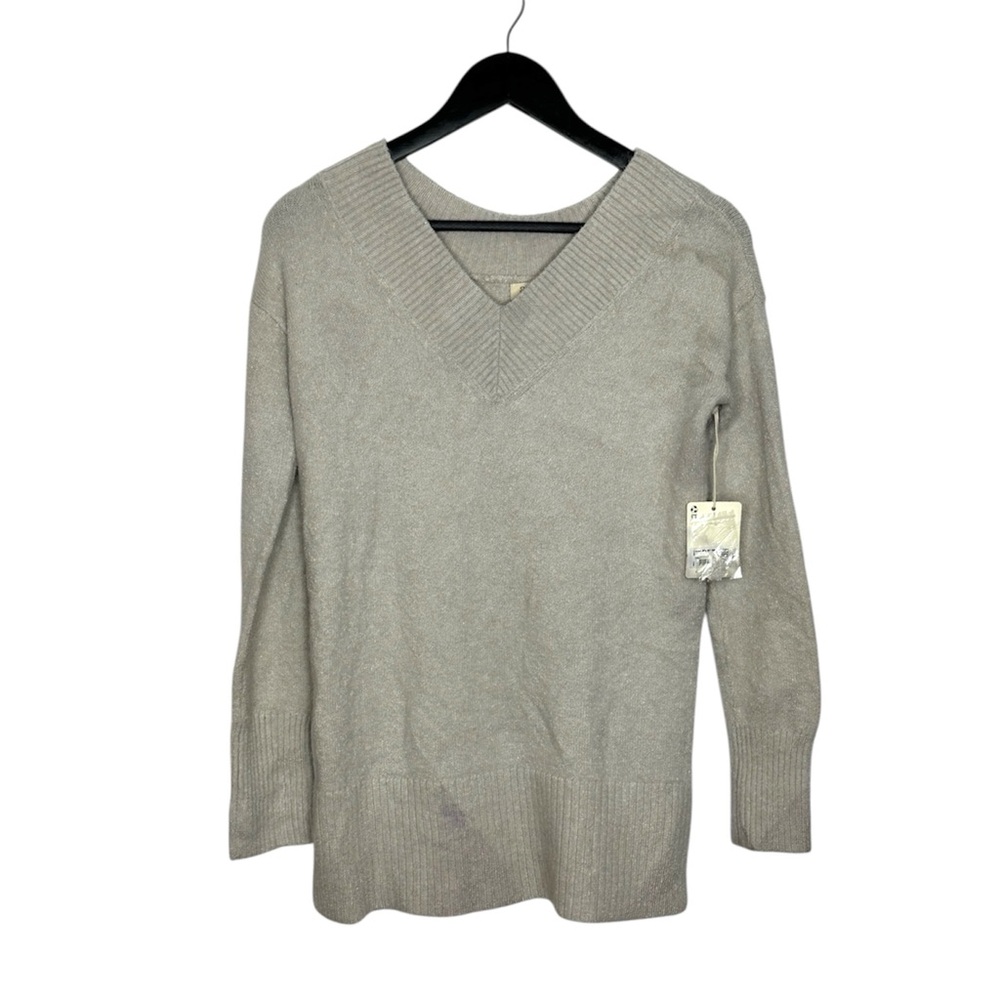 A.N.A A New Approach Beige V-Neck Knit Sweater XS Neutral Minimalist SEE NOTES